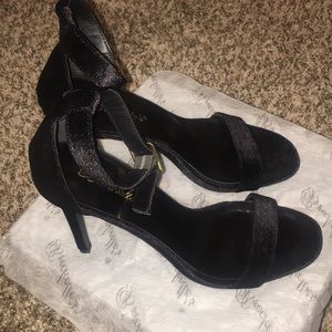 Black velvet high heals, size 6 1/2